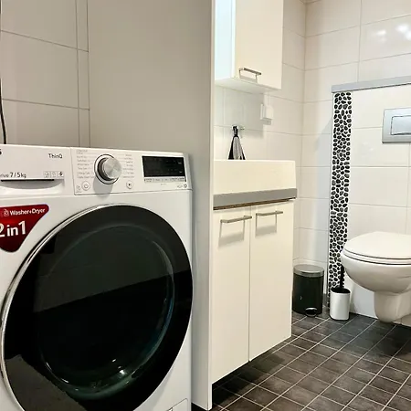 Appartement Upea Kaksio Jaervinaekymin Ratinassa *
